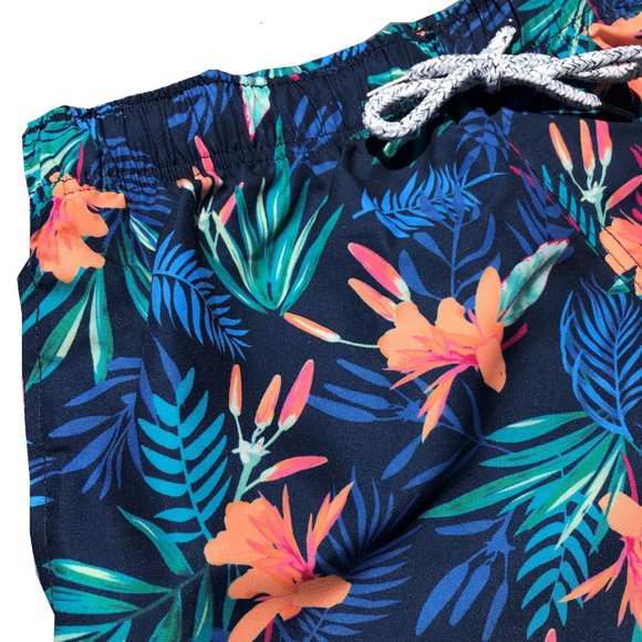 tropical foliage - Picture 4 of 5